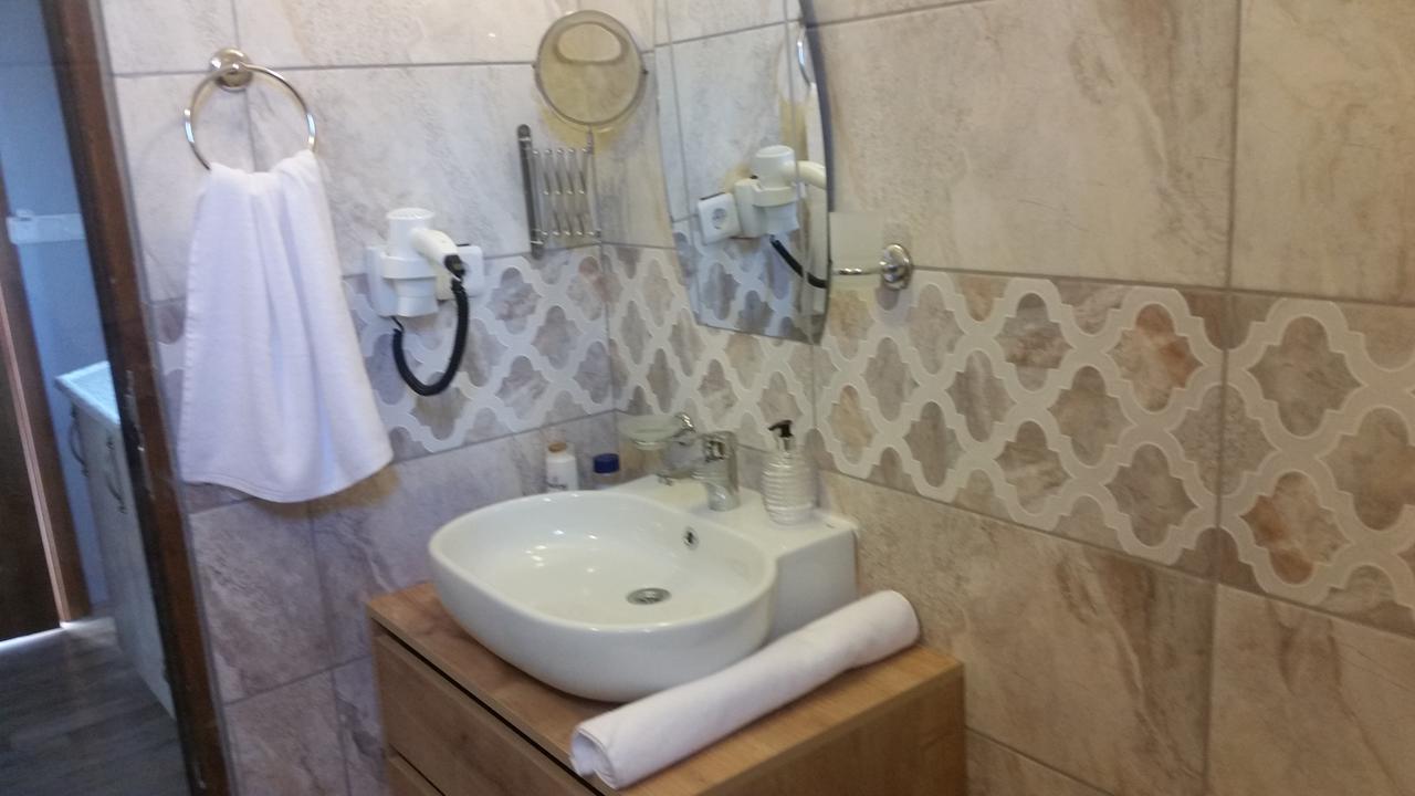 Laz Koyu Pansiyon İmroz Dış mekan fotoğraf